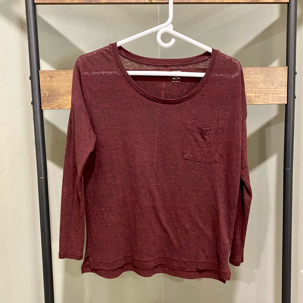 Old Navy burgundy long sleeved linen blend boyfriend shirt XS